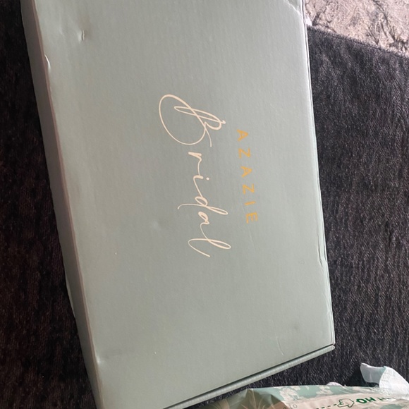 Azazie Sade Wedding Dress - Picture 10 of 10